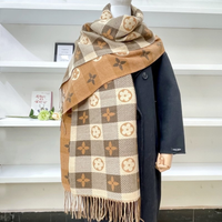 Four-leaf khaki