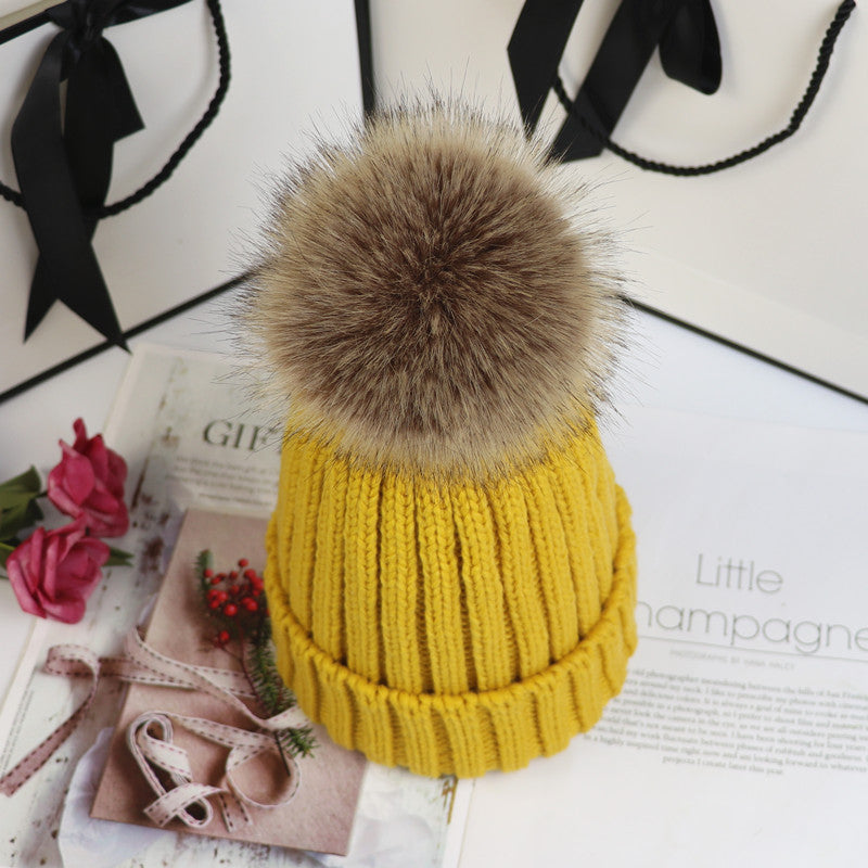 LORETTE | Classic Knit Beanie with Pom