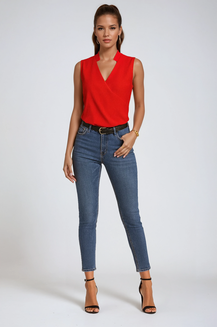 Women's SLEEVELESS V-NECK BLOUSE