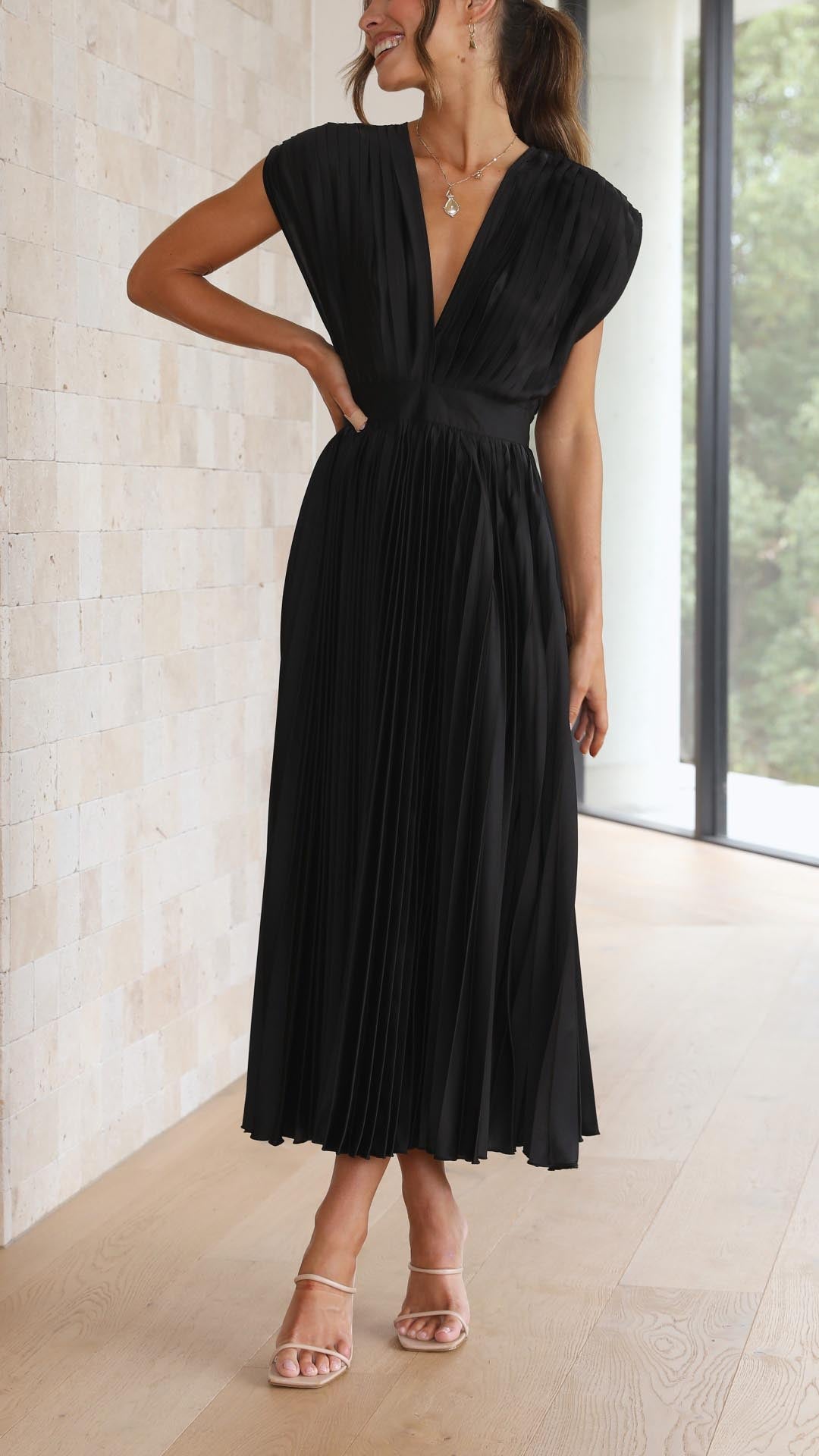 Maria | Maria Pleated Maxi Dress