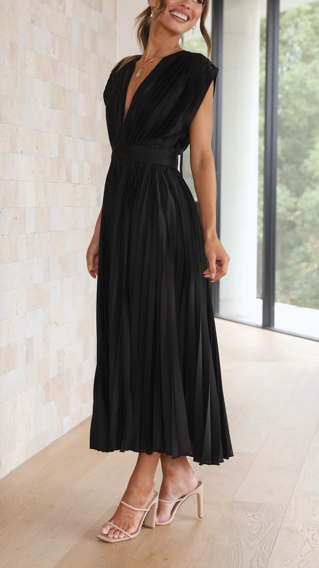 Maria | Maria Pleated Maxi Dress